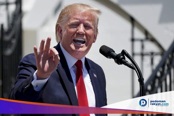 Jika Iran Balas Dendam, Trump Ancam Serang Balik dengan Senjata Baru