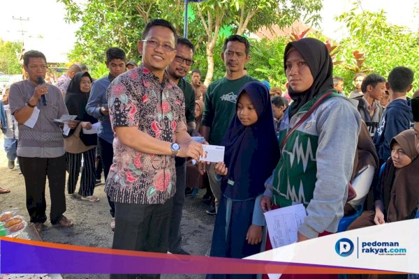 Ketua Fraksi PPP DPR RI Fasilitasi Ratusan Siswa menerima Beasiswa PIP