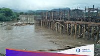 Banjir Hanyutkan Jembatan Bernilai Miliaran di Barru