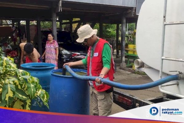 Korban Banjir di Barru Butuh Air Bersih, PMI Turunkan Mobil Tangki Air dan Alat Pompa