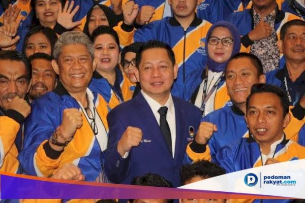 Cara Berbeda, Kader Nasdem Sulsel Bagi 5.000 Sembako ke Warga Langsung Antar Rumah