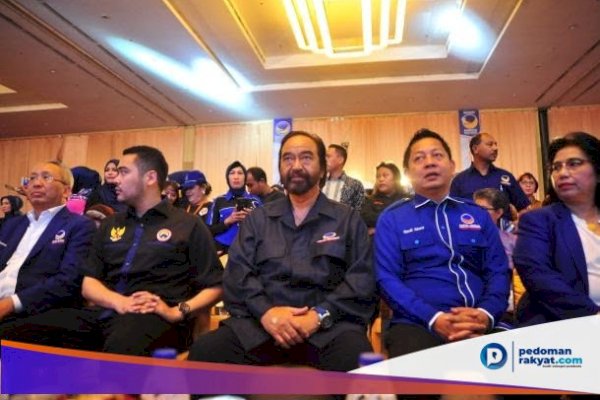 Surya Paloh Akan Beri Penghargaan Pembuat Pesawat  Asal Pinrang