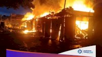 Damkar Sudah Bolak-balik, Api Belum Juga Padam di Pasar Sentral Sinjai