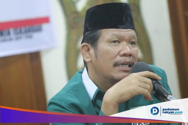 Ketua PKB Sulsel Azhar Distribusikan Paket Sembako dari Cak Imin ke 24 DPC