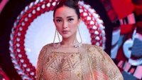 Buah Ini Rahasia Zaskia Gotik Langsung Hamil Setelah Menikah