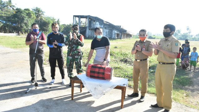 Terbengkalai Sejak Era Ibrahim Rewa, Bupati Syamsari Siap Benahi Stadion Bilacaddi