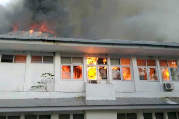 Kantor Dinas Kesehatan Sulsel Terbakar