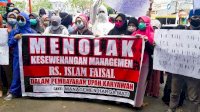 Ratusan Karyawan Rumah Sakit Demo di Depan Kantor Gubernur Sulsel 