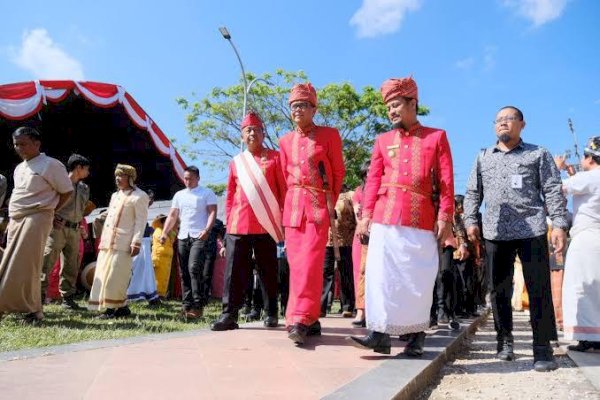 Karena Jokowi, Gubernur Nurdin Menyesal Tak Bisa Hadiri HUT Toraja Utara