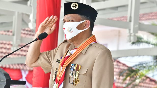 Gubernur Nurdin Pimpin Apel Besar HUT Ke-59 Gerakan Pramuka