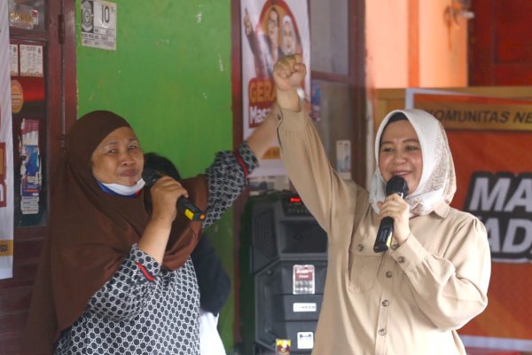 Warga Makassar Sambut Antusias Fatmawati Rusdi