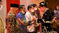 HUT RI ke-75, Syaharuddin Alrif Dapat Penghargaan Petani Porang Inspiratif 2020