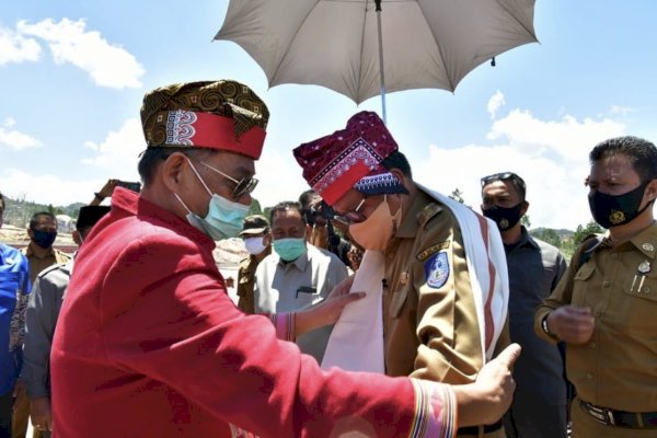 Gubernur Nurdin Pantau Kesiapan Bandara Buntu Kunik Toraja