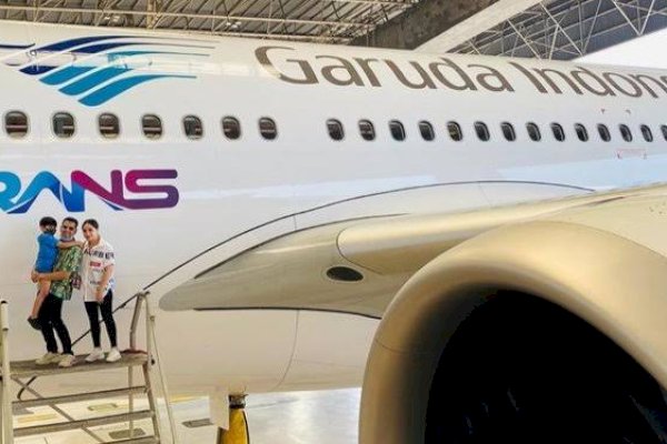 Logo Rans Entertainment di Badan Pesawat Garuda, Raffi: Kayak Mimpi