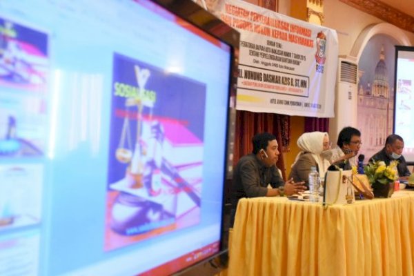 Nunung Dasniar Ajak Masyarakat Pahami Perda Bantuan Hukum