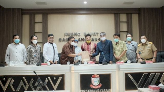 Pimpinan DPRD Terima Rekomendasi IKA UNHAS Terkait Covid-19