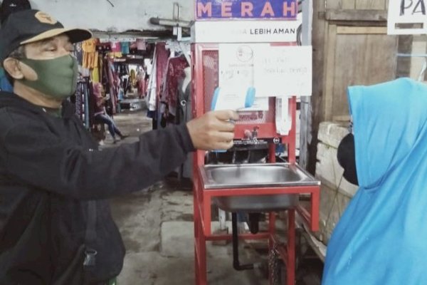 Perketat Protokol Kesehatan, PD Pasar Imbau Pembeli Pakai Masker saat Berbelanja