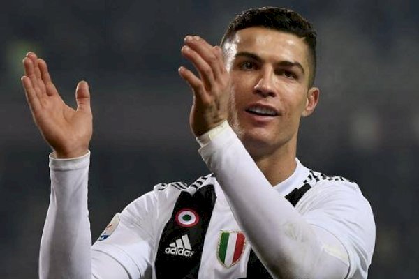 Raup Rp1,55 Triliun dalam Setahun, Ronaldo Jadi Pesepak Bola Termahal di Dunia