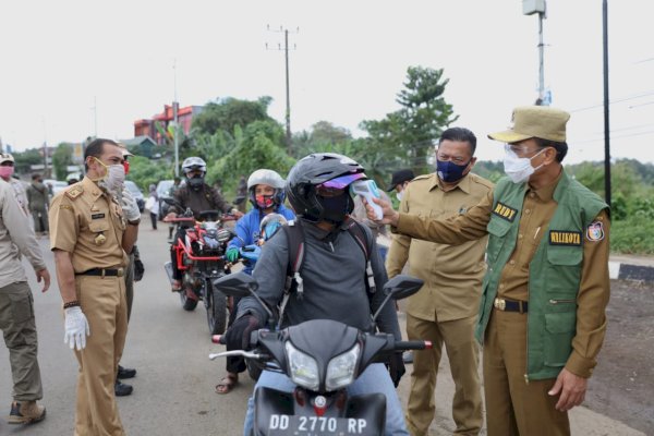 Hari Pertama Penerapan Perwali 36, Rudy Keliling Perbatasan Kota Makassar