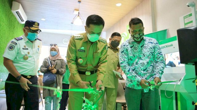 Pj wali Kota Makassar Rudy Djamaluddin saat Luncurkan Virtual GDC Grab Indonesia.