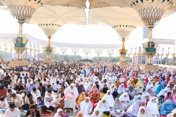 Pemkot Makassar Izinkan Salat Idul Adha di Lapangan dengan Protokol Kesehatan