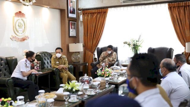 Makassar Segera Miliki Bus Wisata Gratis