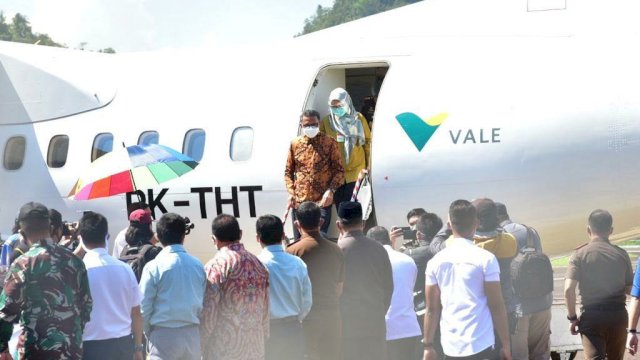 Gubernur Nurdin Minta Bandara Vale Diserahkan ke Pemprov Sulsel