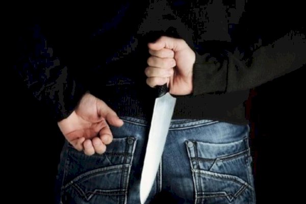 Seorang Ustaz Ditusuk saat Ceramah Maulid Nabi Muhammad