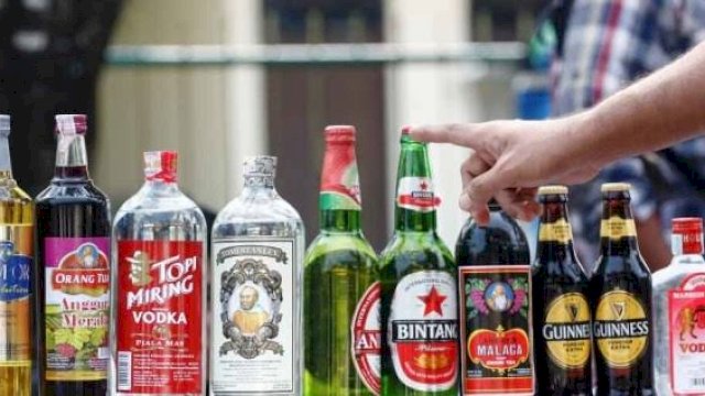 RUU Minol: Peminum Dipenjara 2 Tahun atau Denda Rp50 Juta