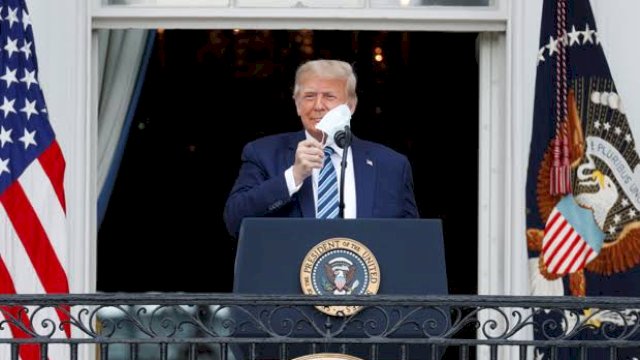 Presiden AS Donald Trump berada di Gedung Putih