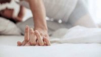 5 Posisi Seks yang Ampuh Capai Orgasme