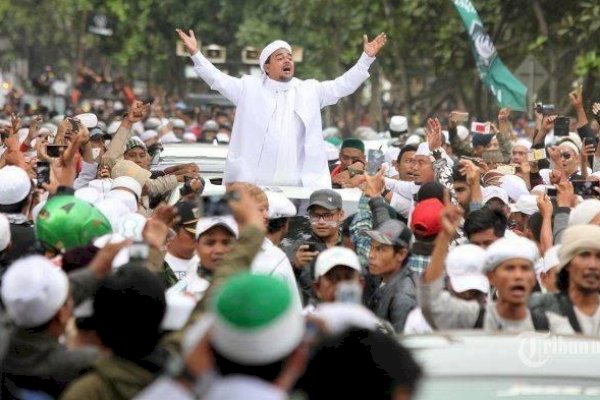 Jadwal Kepulangan Habib Rizieq Terungkap Saat Demo FPI di Kedubes Prancis