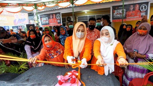 Satu-satunya Perempuan, Fatma Didukung Komunitas Janda Makassar