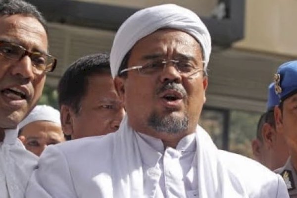 Habib Rizieq Menyerahkan Diri ke Polda Metro, Surat Penangkapan Diterbitkan