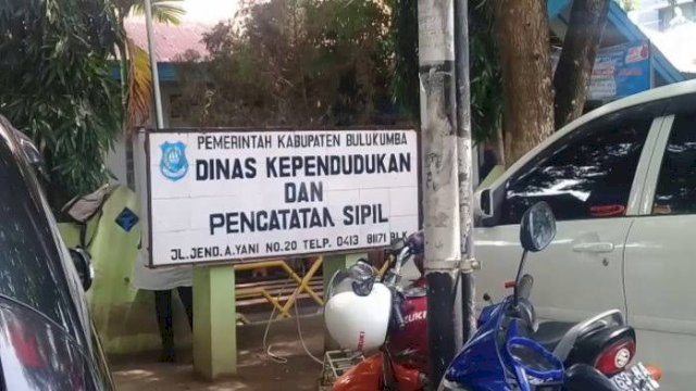 Pemkab Bulukumba Minta Maaf ke Warganya, Disdukcapil Ditutup