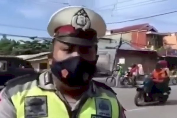 VIDEO: Polisi Beri Imbauan Hati-hati di Jalan, Dibelakangnya Langsung Ada Kecelakaan