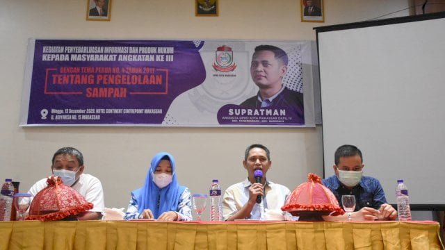 Anggota DPRD Makassar dari Fraksi NasDem, Supratman