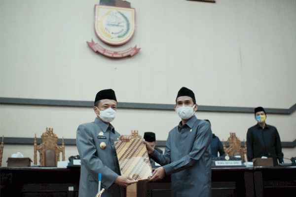 DPRD Makassar Sahkan Perda Pengentasan Pemukiman Kumuh