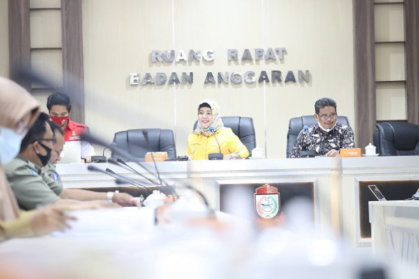 Pansus Bahas Per Pasal Ranperda Perumda Parkir Makassar