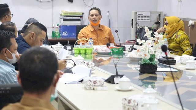 Suasana rapat di Komisi A DPRD Makassar