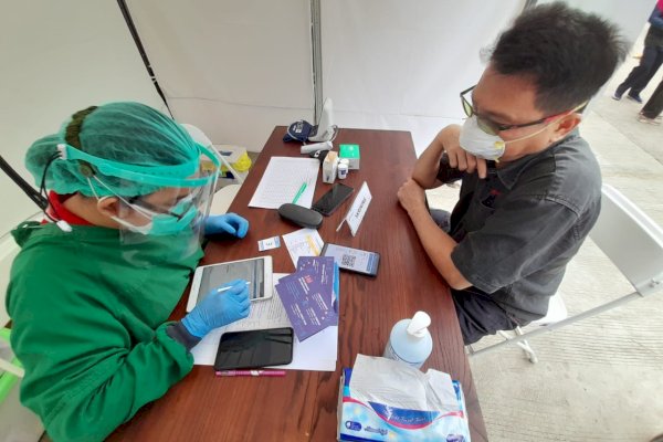 Positif COVID-19 di Indonesia Tembus Satu Juta Lebih