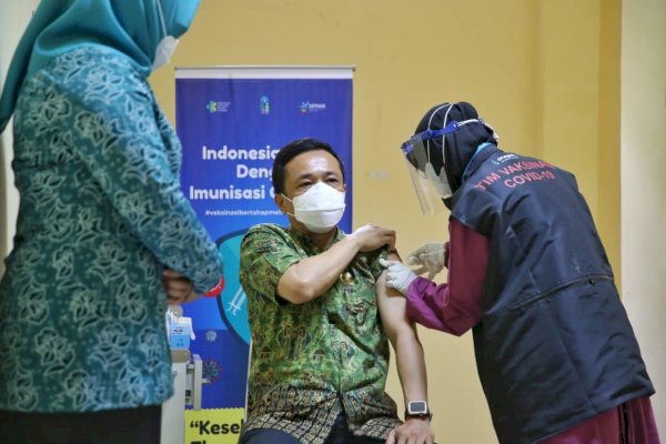 Pj Wali Kota Makassar Akan Suntik Vaksin COVID-19 Sinovac Dosis Kedua