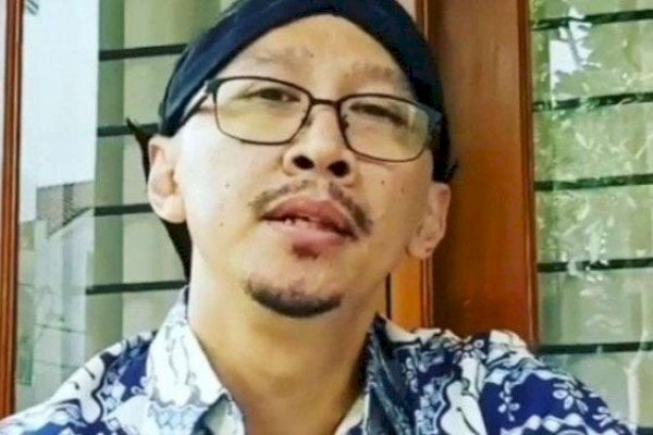 Abu Janda Dipolisikan Atas Dugaan Ujaran SARA Terhadap Natalius Pigai