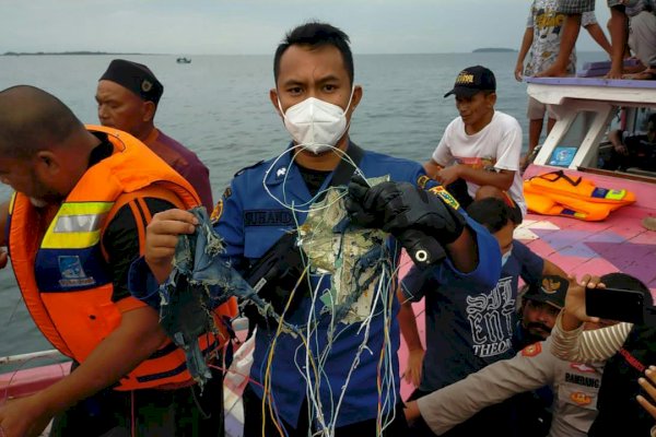 Nelayan Akui Lihat Ada Pesawat Jatuh di Pulau Lancang Kepulauan Seribu