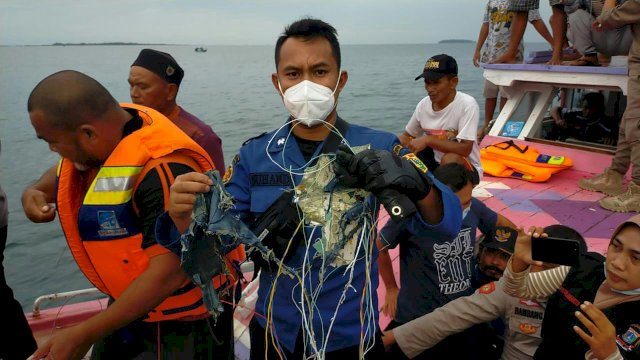 Nelayan Akui Lihat Ada Pesawat Jatuh di Pulau Lancang Kepulauan Seribu