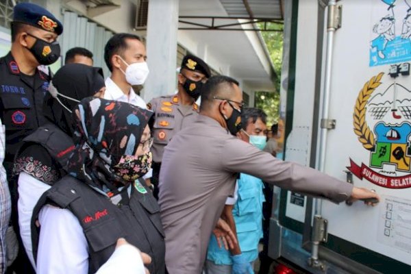 Vaksin Sinovac Tiba di Kabupaten Takalar, Jumlahnya 2.960 Dosis