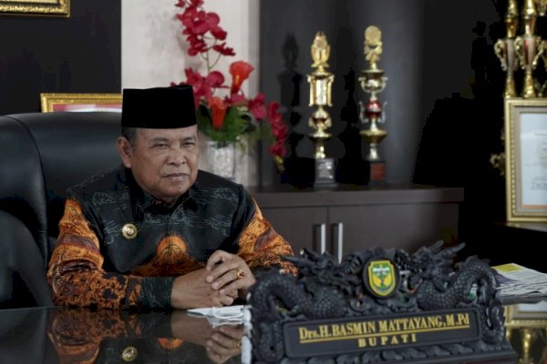 Bupati Basmin Mattayang Selamati Pelantikan Indah Putri Indriani-Budiman