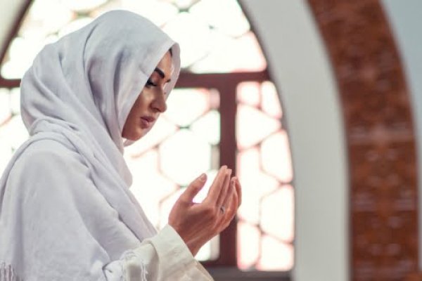 Untuk Istri, Ini Doa Agar Suami Dijauhkan dari Pelakor