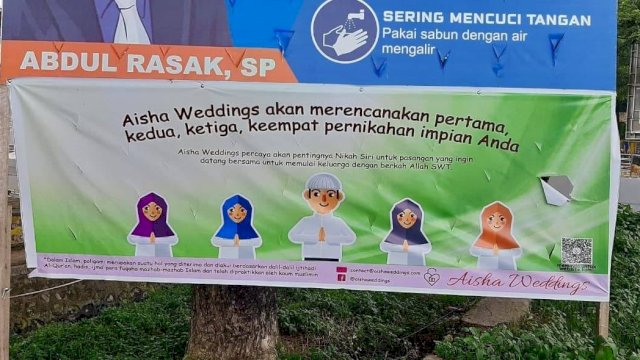 Banner promosi paket nikah poligami Aisha Weddings. 