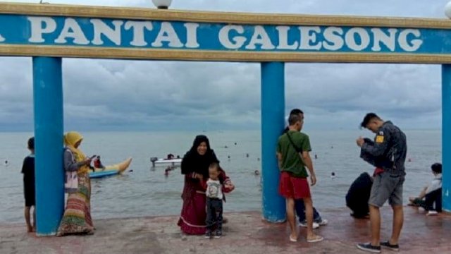 Pemkab Takalar Sukses Jadikan Pantai Galesong Destinasi Wisata Pilihan Keluarga